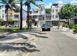 Bán gấp Biệt Thự đường số 3, Bình Tân, Tên Lửa, ngay công viên, 10x21.5m, 23.5 tỷ