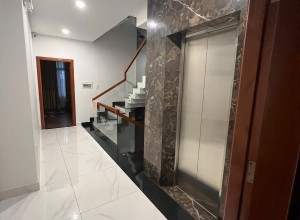 Cho thuê nhà mặt Tiền Tên Lửa, Bình Tán, 5x20m, thang máy, vị trí đẹp