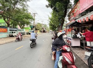Bán nhà mtkd Tân Quý, quận Tân Phú, 4.7x10.5m, 2 lầu, 9.9 tỷ