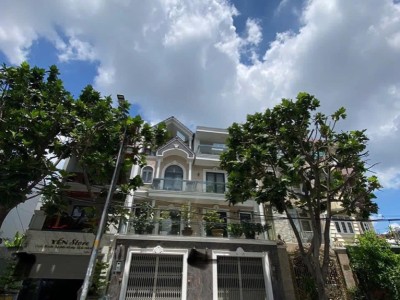 Bán nhà MT Đường số 32, Q Bình Tân (khu Ao Sen - Tên Lửa) -  10x20 (200) -  4 tầng - 36.5 tỷ