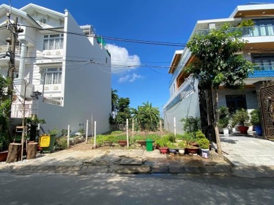 Đất ngay công viên MT Đường Số 34, Q Bình Tân (khu Ao Sen - Tên Lửa) -  10x20 - 25.5 tỷ
