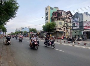 Bán nhà MTKD Lê Văn Quới , Q Bình Tân - 8.6x30m - 1 tầng - 32 tỷ